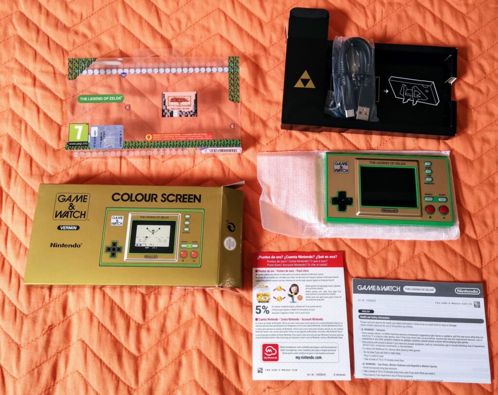 Game & Watch: The Legend of Zelda, dotazione