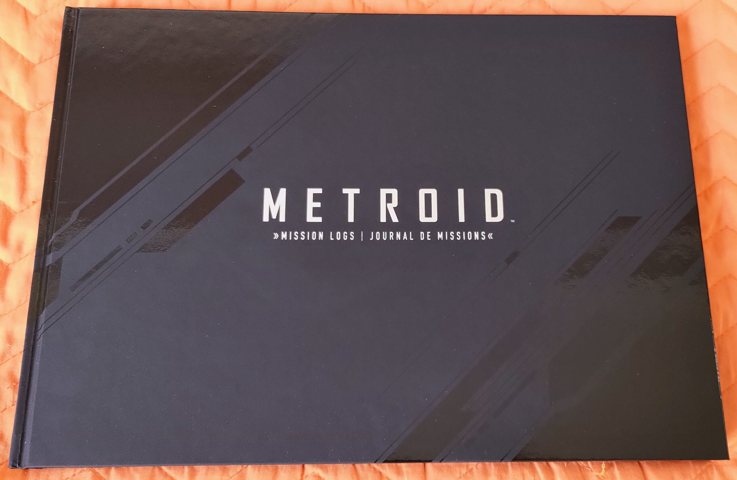 Metroid Dread, frontale ArtBook 190 pagine