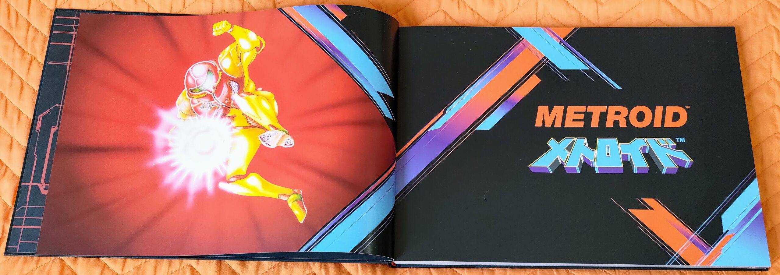 Metroid Dread, ArtBook 190 pagine aperto