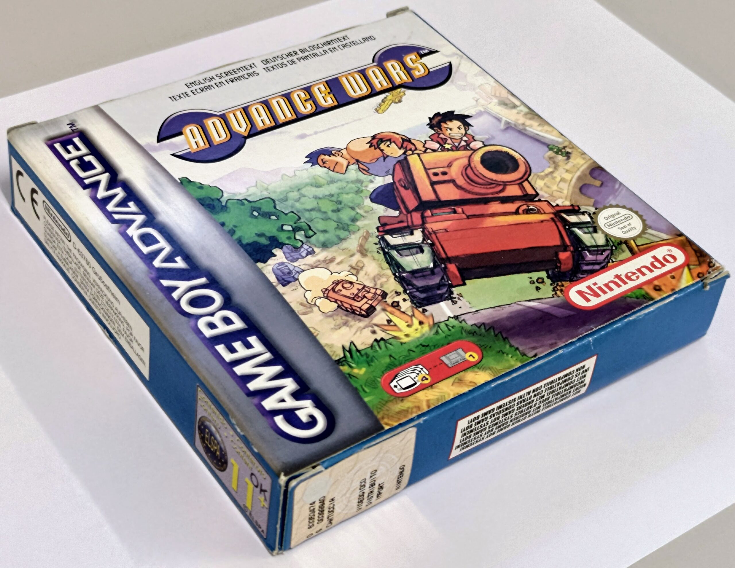 Advance Wars, dettaglio colori copertina frontale