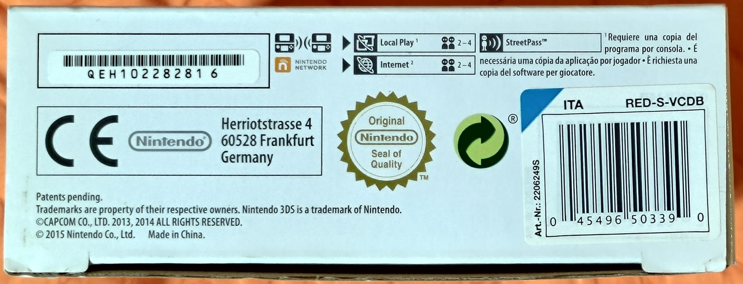 New Nintendo 3DS XL "Monster Hunter 4 Ultimate Edition", vista lato 4