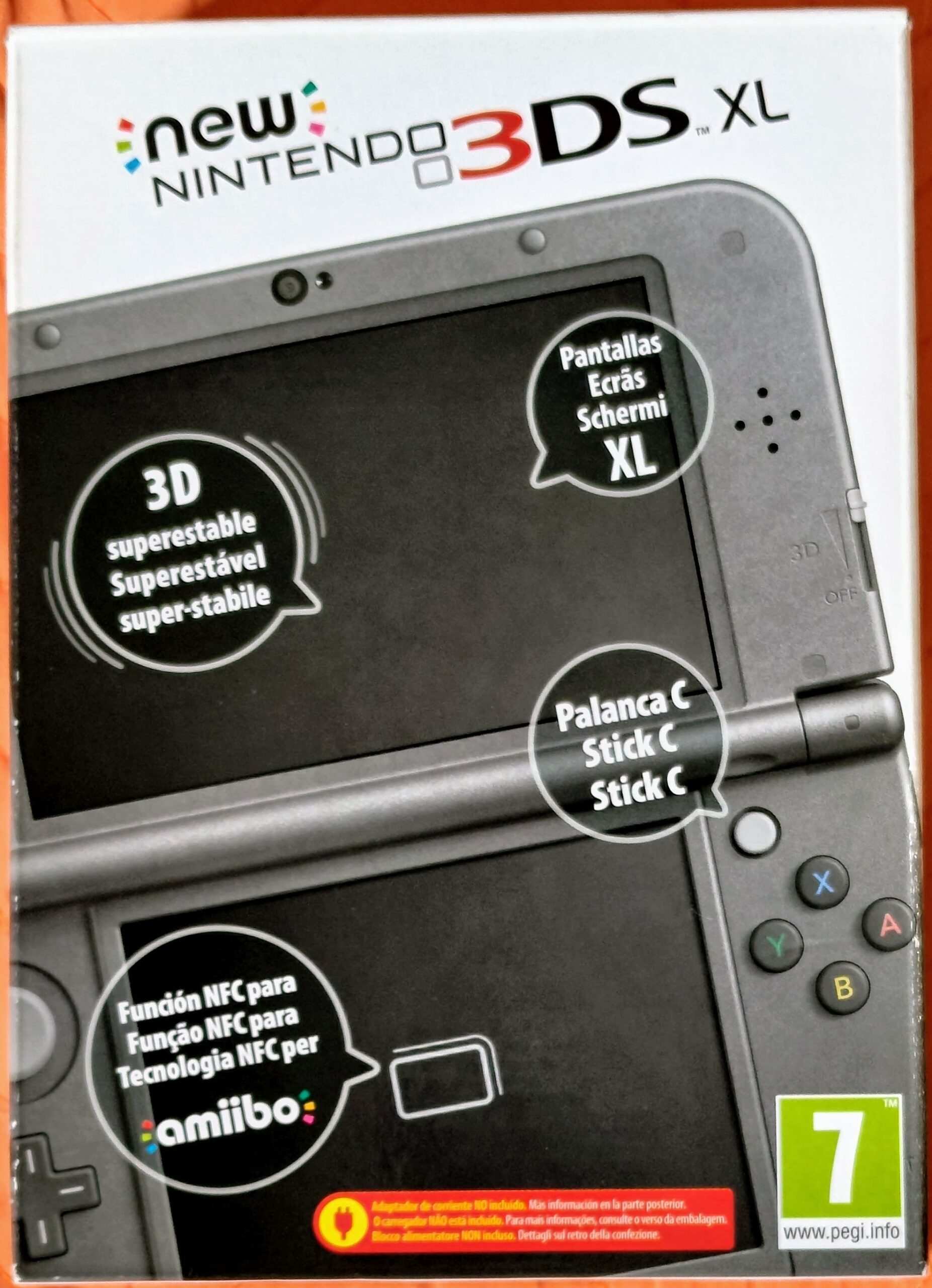 New Nintendo 3DS XL "Nero Metallico", vista anteriormente