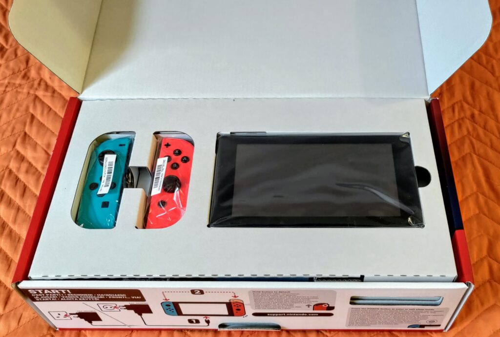 Nintendo Switch (revisione 2) Unboxing 1